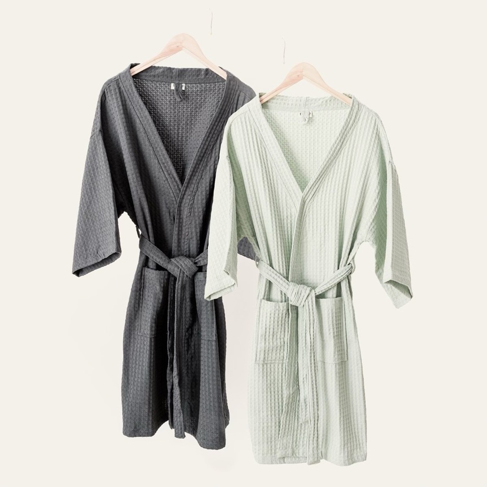 Bathen waffle robe
